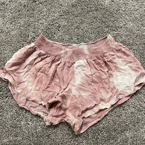 oliviaceous shorts in size small